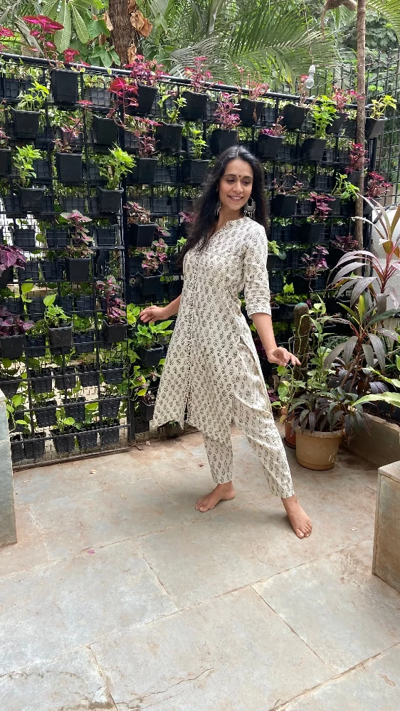 White Cotton Kurti with Brown Bagh Hand Block Print-1.webp